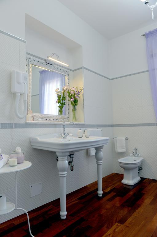 Bed and Breakfast Il Giardino Delle Jacaranda Talsano Zimmer foto