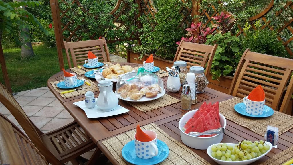 Bed and Breakfast Il Giardino Delle Jacaranda Talsano Exterior foto